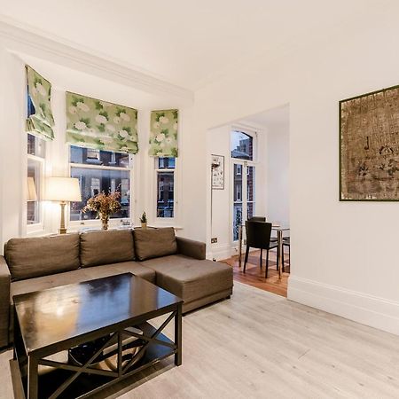 Lovely 2 Bedroom Flat In The Heart Of Chelsea London Eksteriør billede