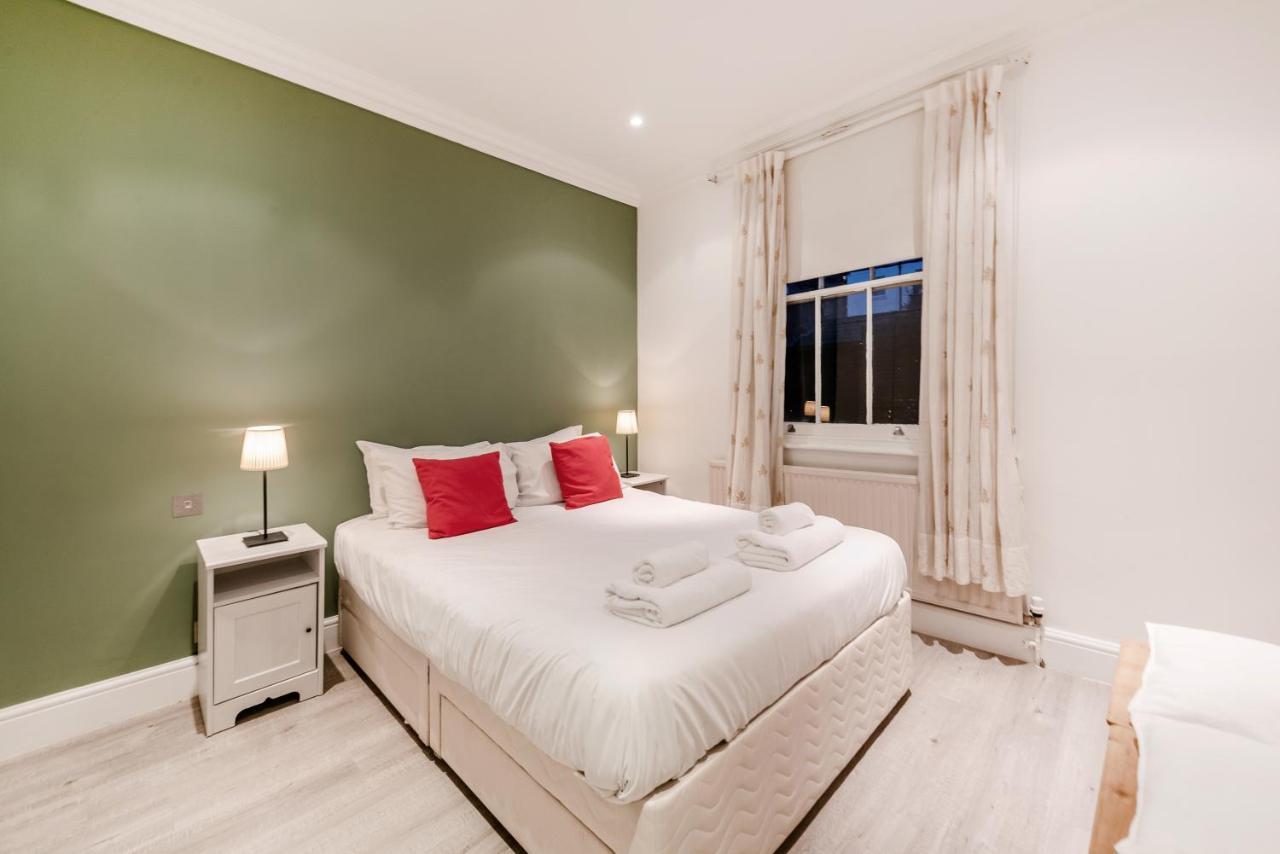 Lovely 2 Bedroom Flat In The Heart Of Chelsea London Eksteriør billede