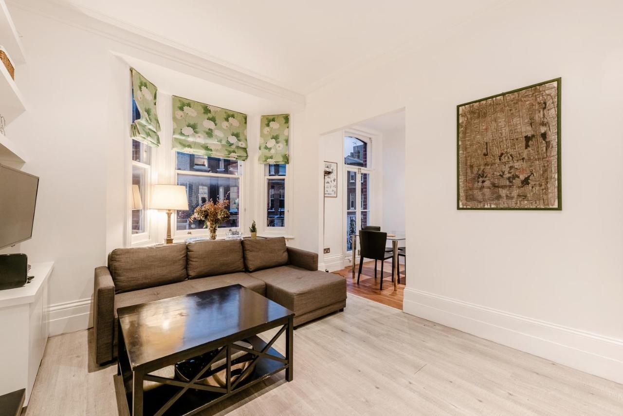 Lovely 2 Bedroom Flat In The Heart Of Chelsea London Eksteriør billede