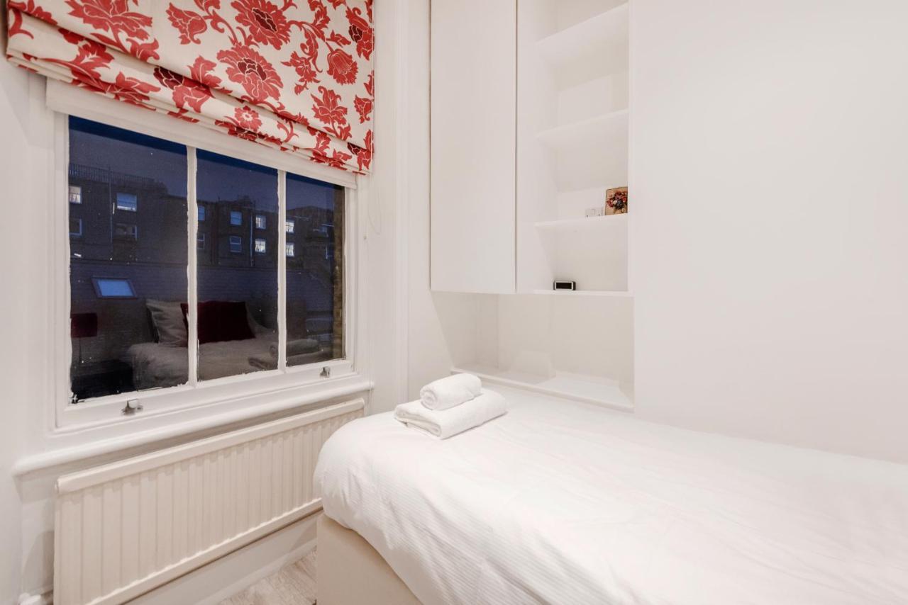 Lovely 2 Bedroom Flat In The Heart Of Chelsea London Eksteriør billede